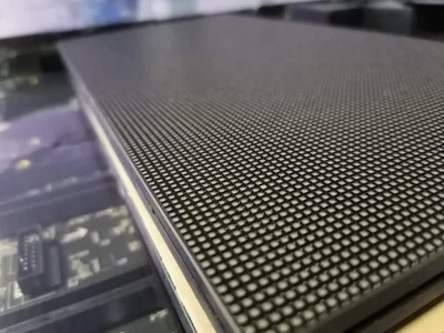 LED-экран для школы №777 г. Санкт-Петербурга, шаг пикселя 2мм, длина 3520мм, высота 2080мм, площадь 7.3м2, интерьерная яркость 1200кд