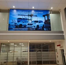 LED-экран для автосалона