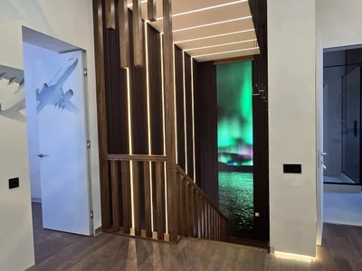 LED-экран видеоэкран для дома со встроенной акустикой и саундбаром 