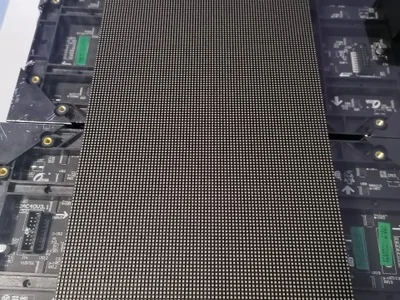 LED-экран для школы №777 г. Санкт-Петербурга, шаг пикселя 2мм, длина 3520мм, высота 2080мм, площадь 7.3м2, интерьерная яркость 1200кд