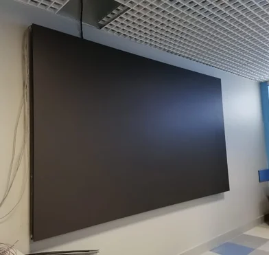 LED-экран для школы №777 г. Санкт-Петербурга, шаг пикселя 2мм, длина 3520мм, высота 2080мм, площадь 7.3м2, интерьерная яркость 1200кд