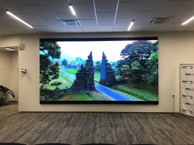Интерьерный LED-экран в медицинское учреждение